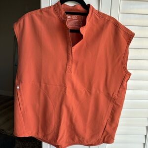 Figs scrub set, small stain on pocket from sharpie